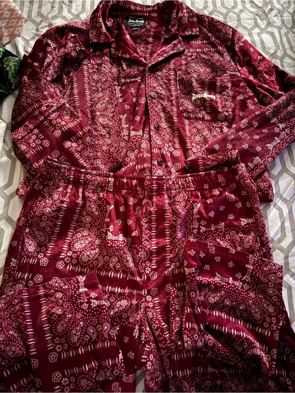 Snoop Dogg Dog supply Burgundy paisley Bandana Print Pajama Set medium